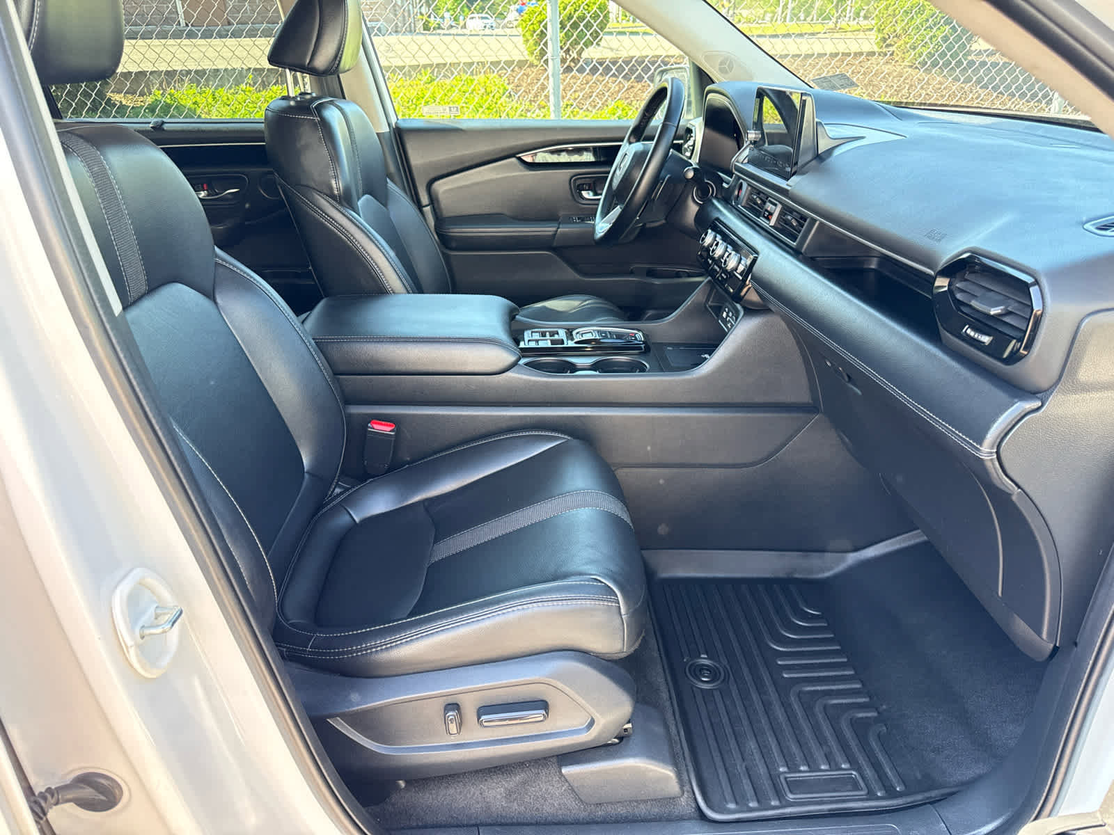 Used 2023 Honda Pilot EX-L image 34