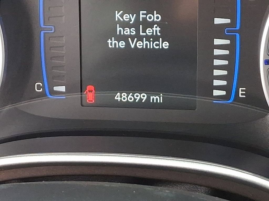 Used 2024 Chrysler Voyager LX image 21