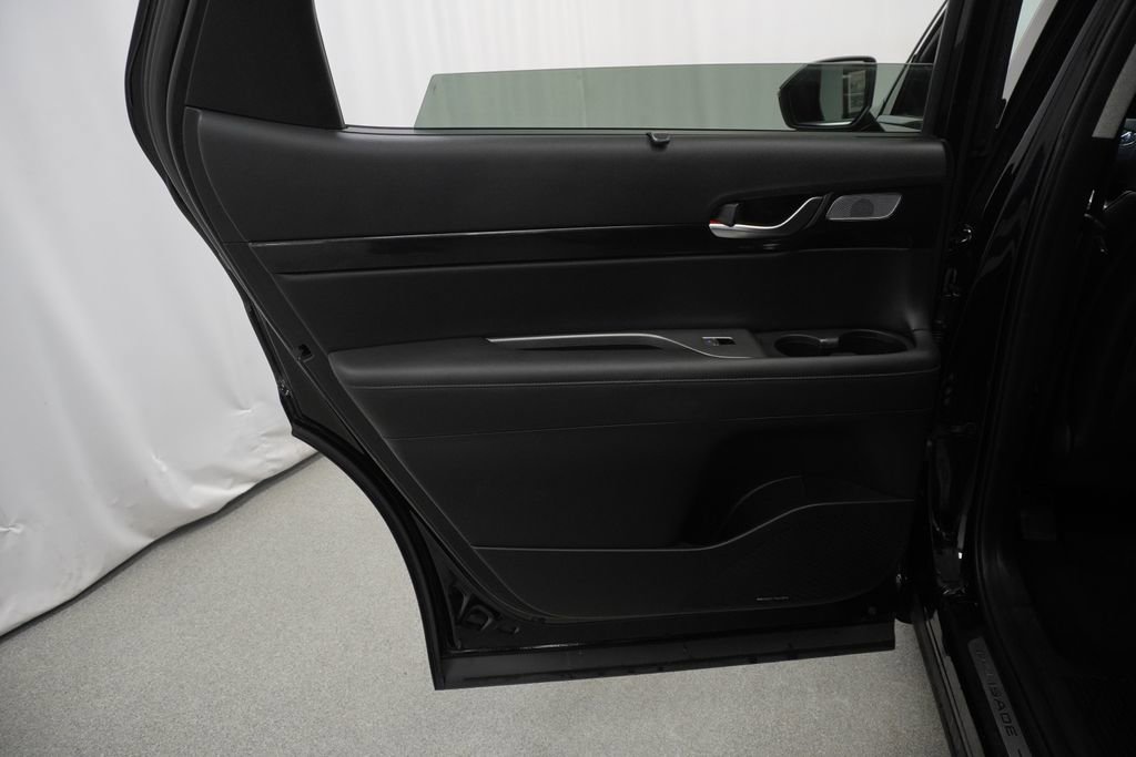 Used 2022 Hyundai Palisade Limited w/ Cargo Package image 47