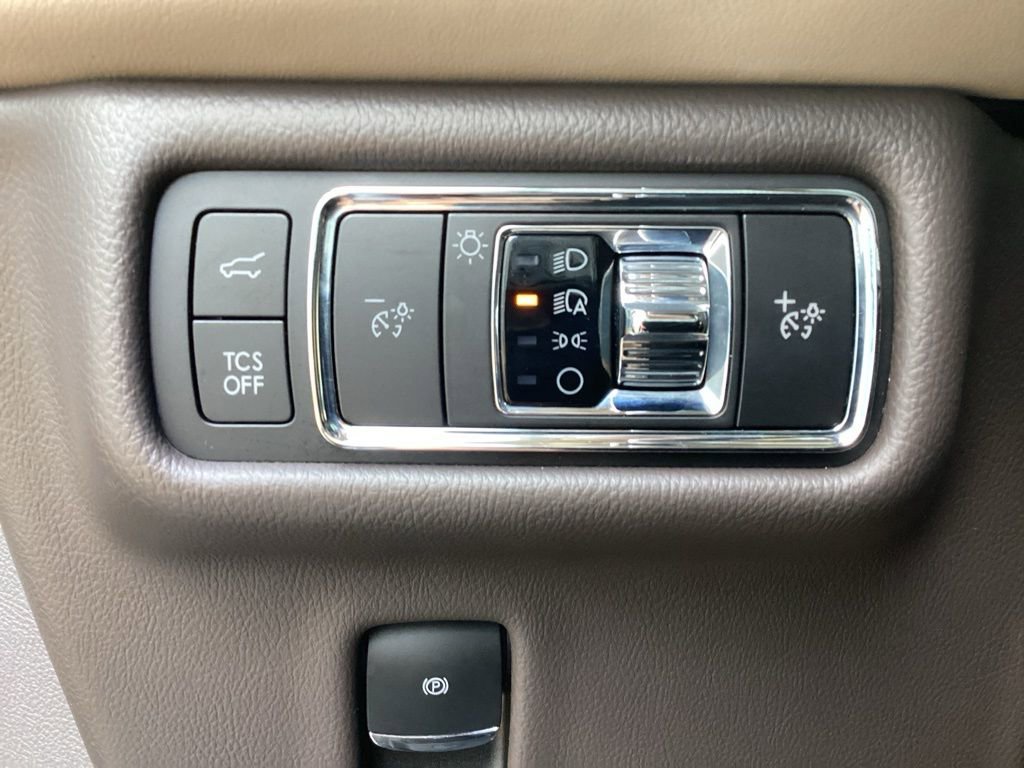 Used 2022 Lincoln Nautilus Reserve w/ Equipment Group 201A AWD/4WD image 59