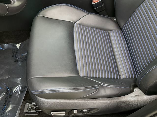 Used 2022 Toyota RAV4 XSE w/ XSE Grade Weather Package AWD/4WD image 18