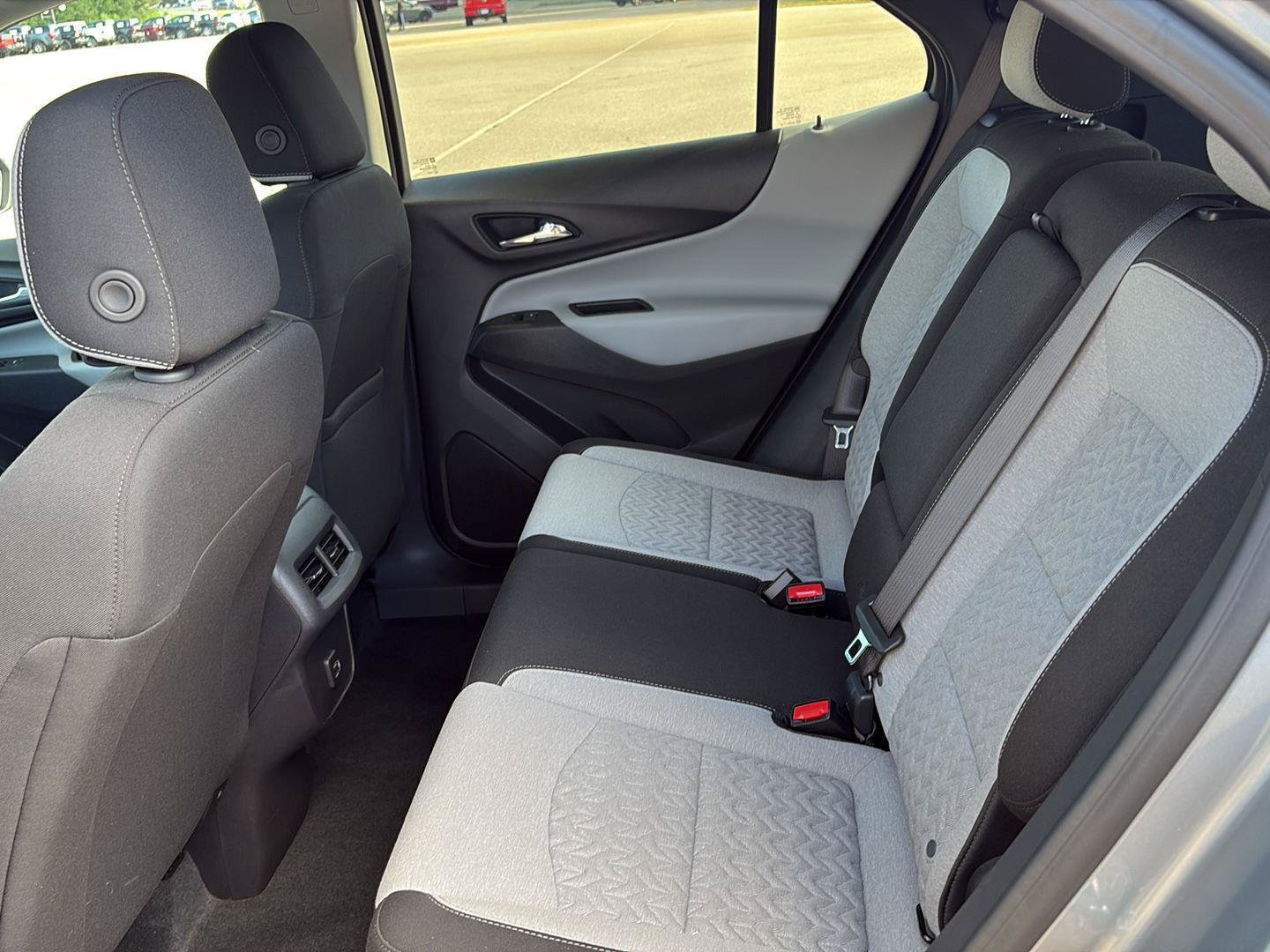 Used 2024 Chevrolet Equinox LS w/ LS Convenience Package FWD image 6