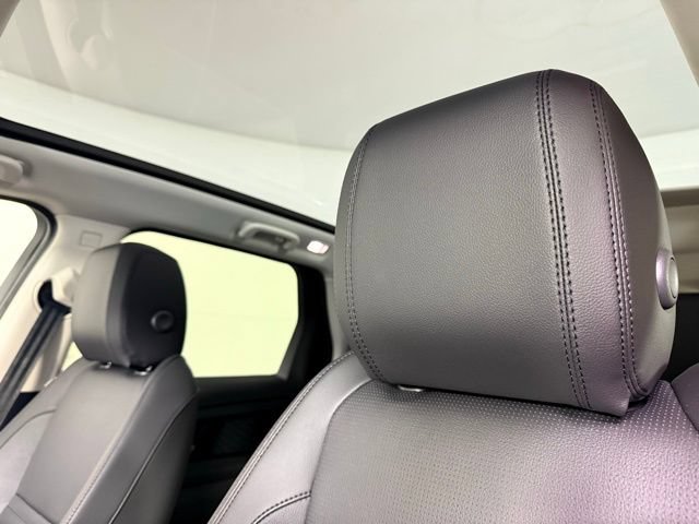 Certified 2025 Land Rover Discovery Sport S AWD/4WD image 7