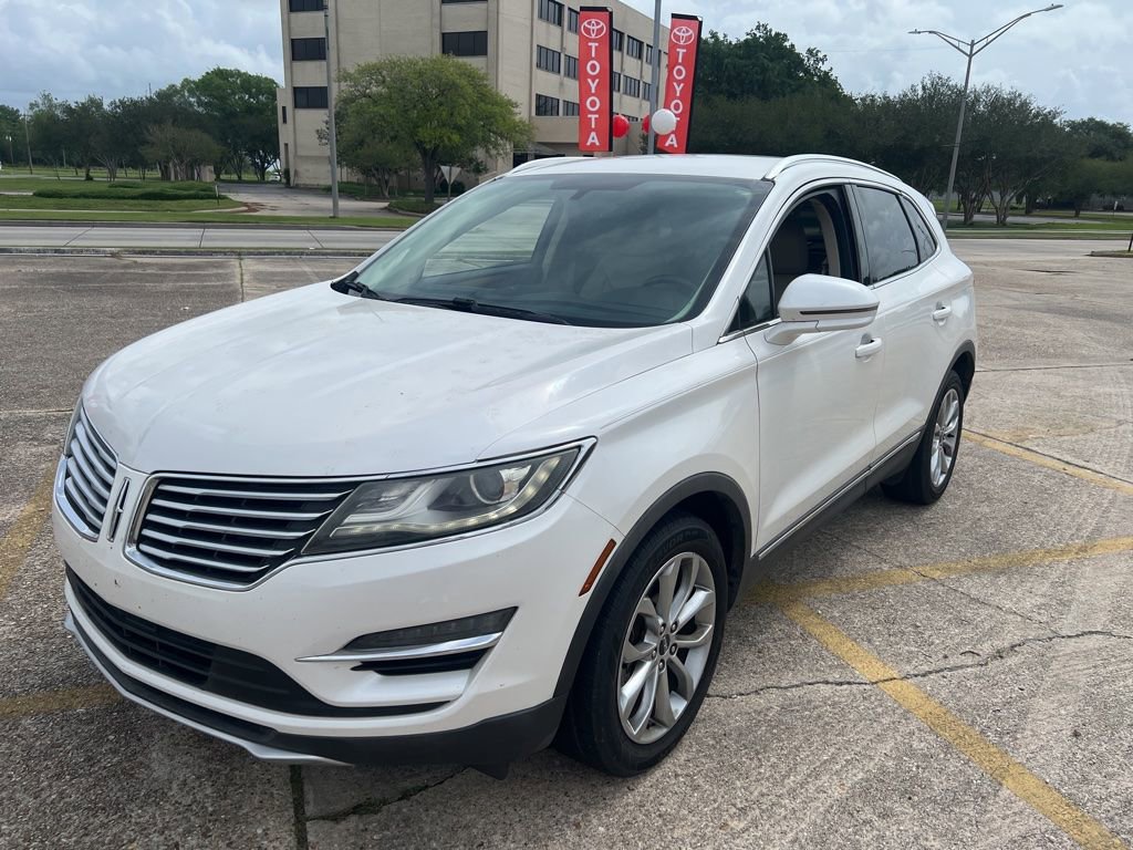 Used 2017 Lincoln MKC Select w/ Select Plus Package image 4