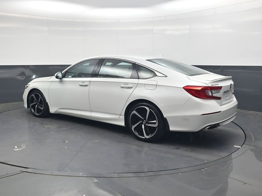 Used 2019 Honda Accord Sport image 6