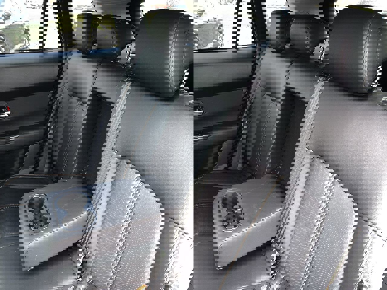 Used 2025 MAZDA CX-50 AWD 2.5 S w/ Premium Plus Pkg image 12