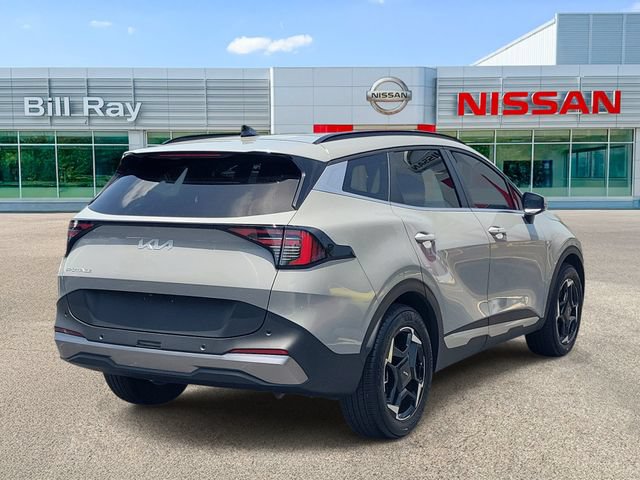 Used 2026 Kia Sportage EX w/ EX Panorama Roof Package FWD image 4