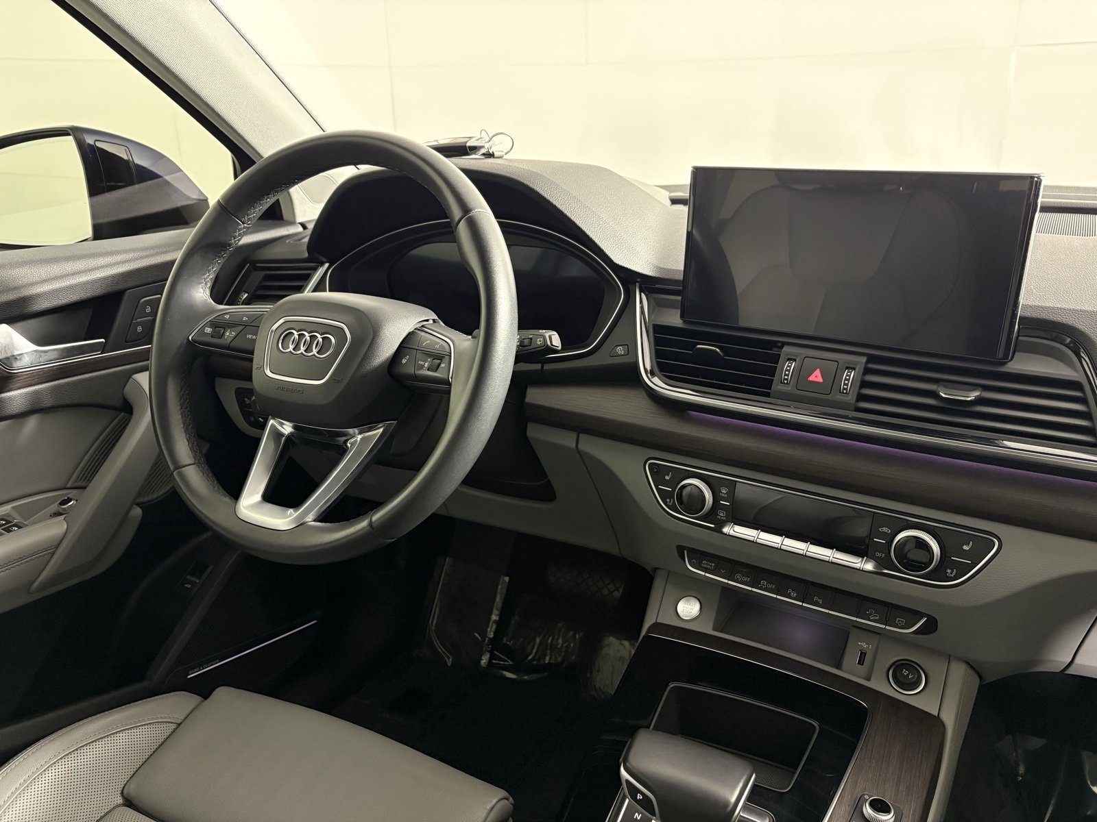 Used 2022 Audi Q5 2.0T Prestige image 16