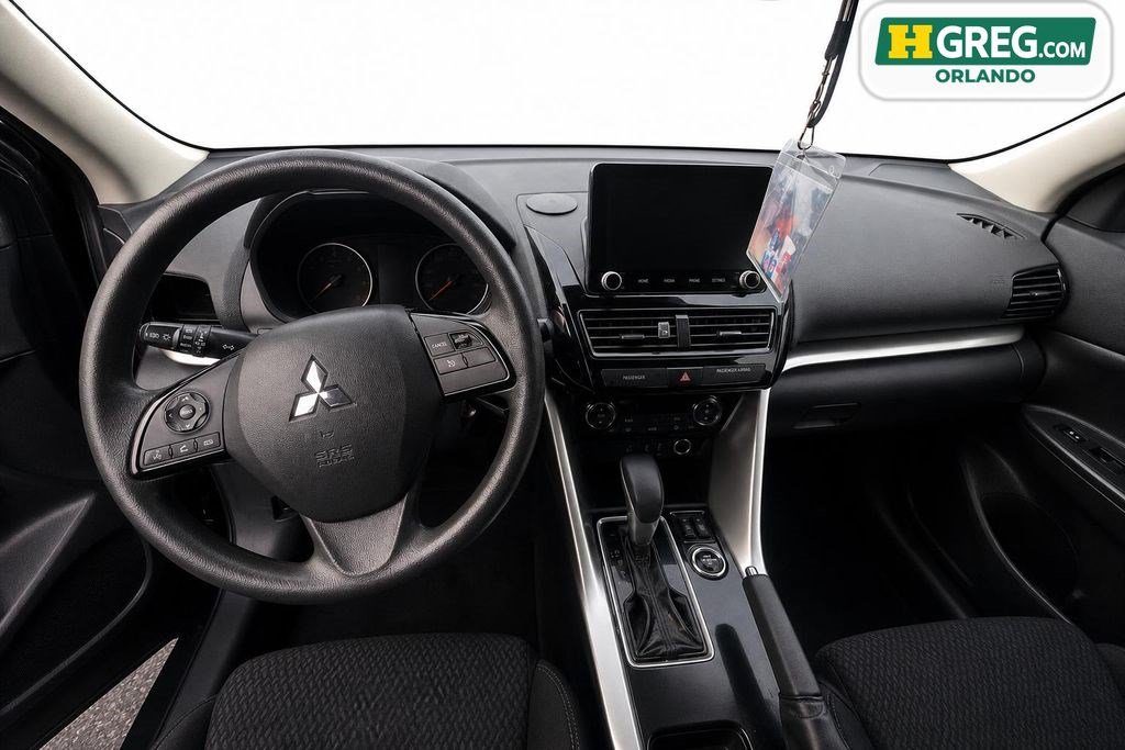 Used 2023 Mitsubishi Eclipse Cross LE AWD/4WD image 10