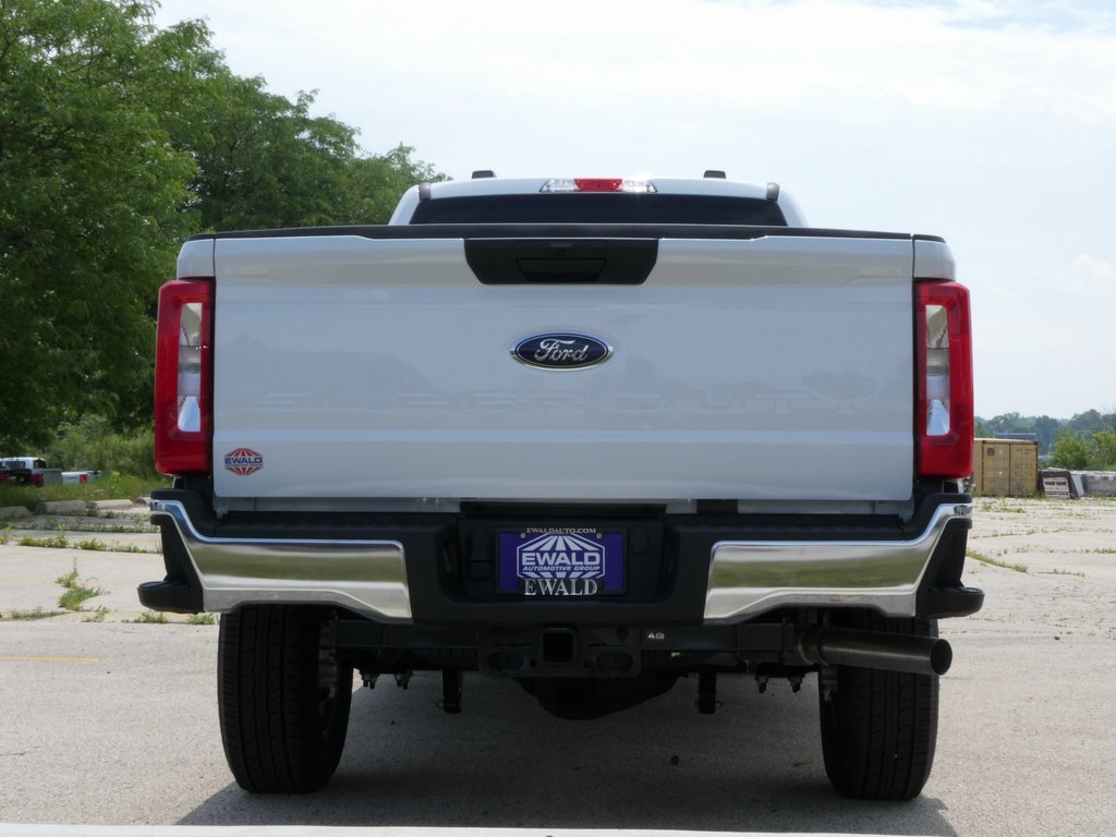 New 2025 Ford F350 XLT w/ Snow Plow Prep Package image 21