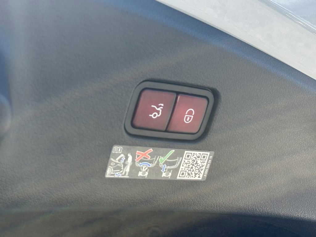 Certified 2024 Mercedes-Benz CLE 300 4MATIC Coupe image 20