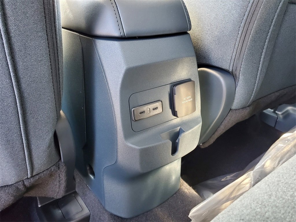 New 2025 Ford Maverick XLT w/ XLT Luxury Package image 25