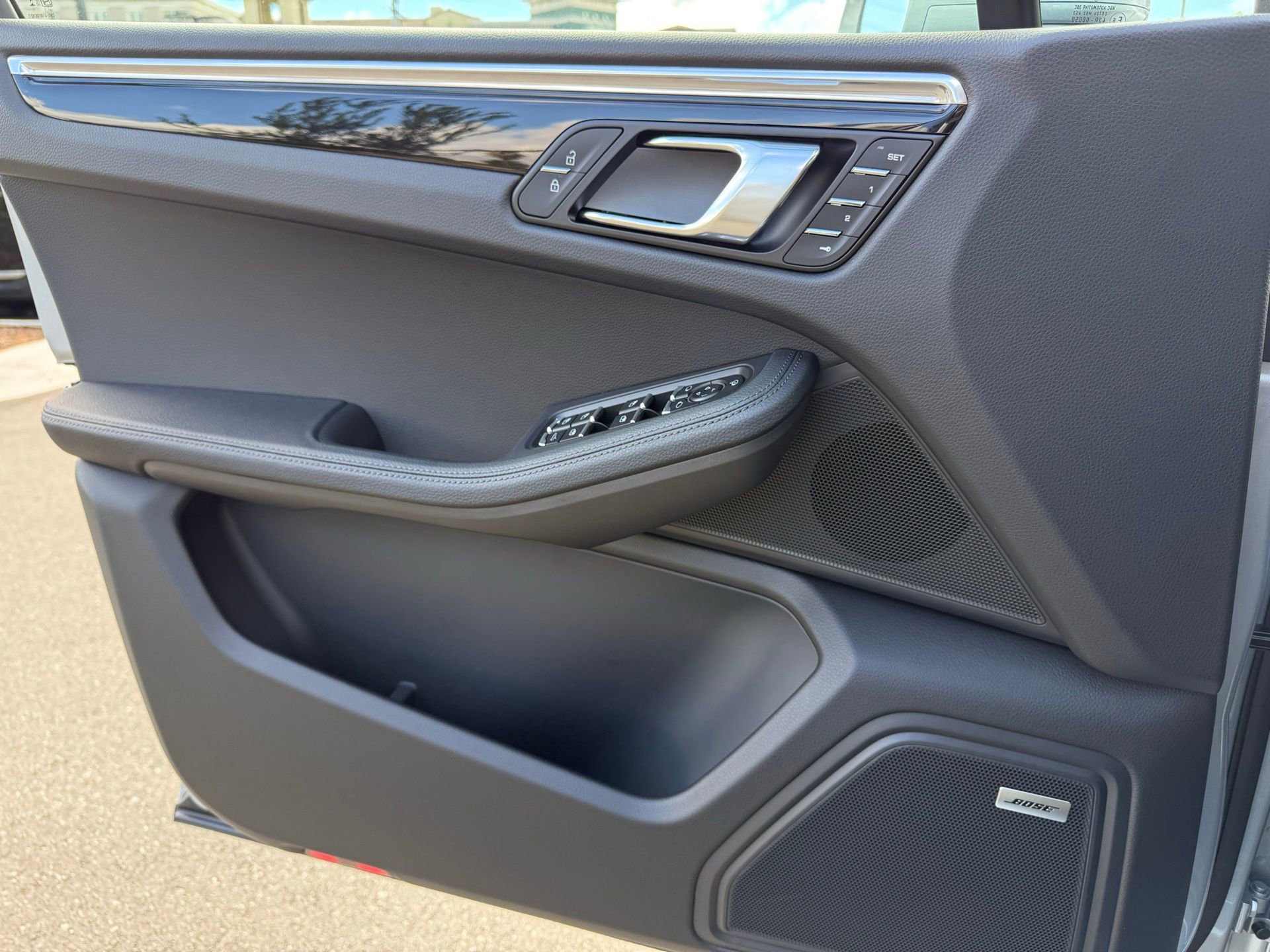 Used 2026 Porsche Macan image 26