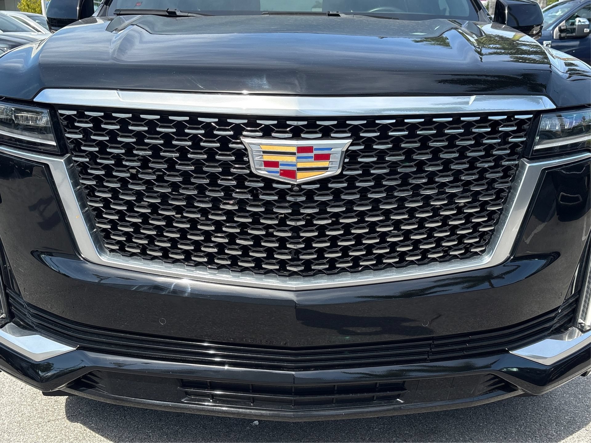 Used 2023 Cadillac Escalade ESV Luxury RWD image 15