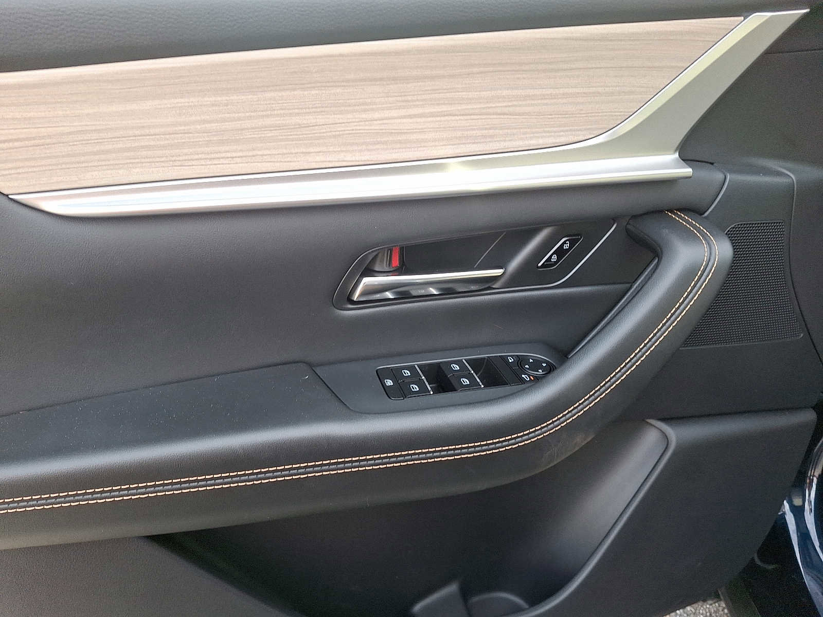 Used 2025 MAZDA CX-90 3.3 Turbo w/ Preferred Package image 13