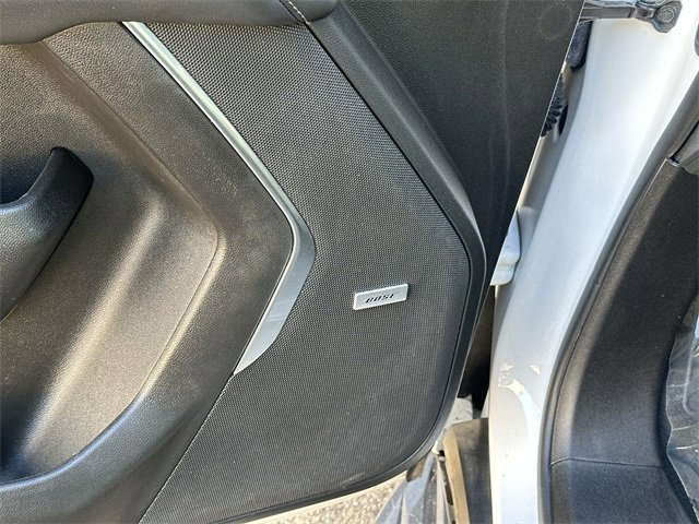 Used 2023 Chevrolet Suburban LT image 22