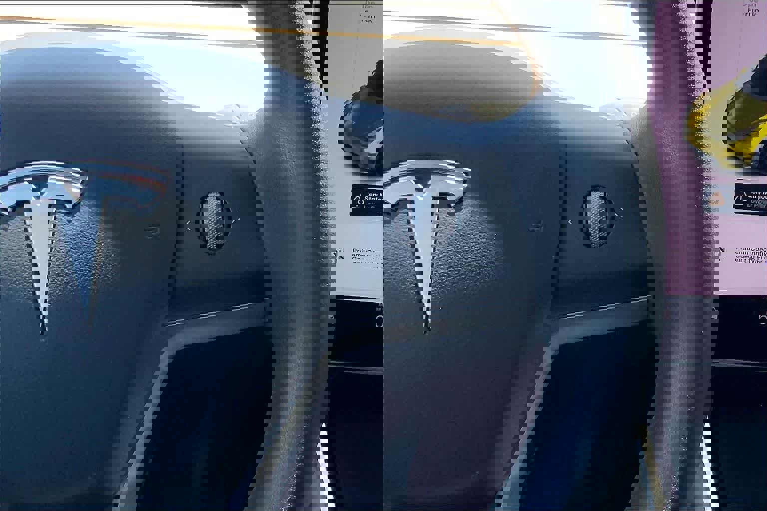 Used 2021 Tesla Model Y Long Range image 25