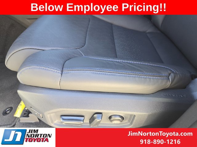 New 2026 Toyota Tundra Platinum w/ TRD Off-Road Package AWD/4WD image 21