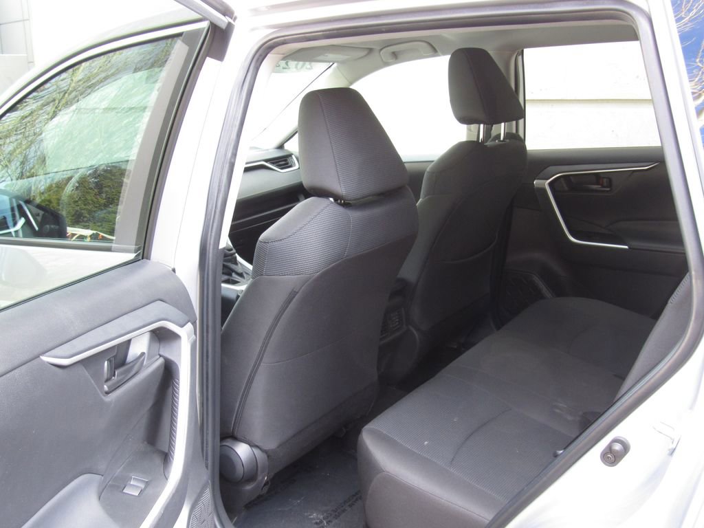 Certified 2024 Toyota RAV4 LE AWD/4WD image 13