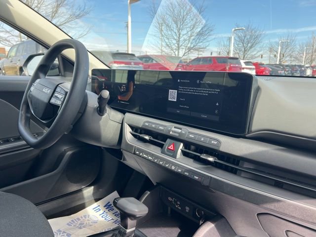 Certified 2025 Kia K4 LXS image 30