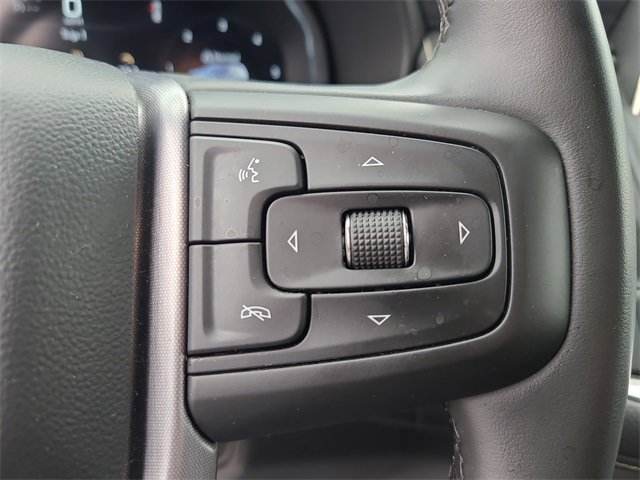 Used 2024 GMC Yukon XL SLT image 24