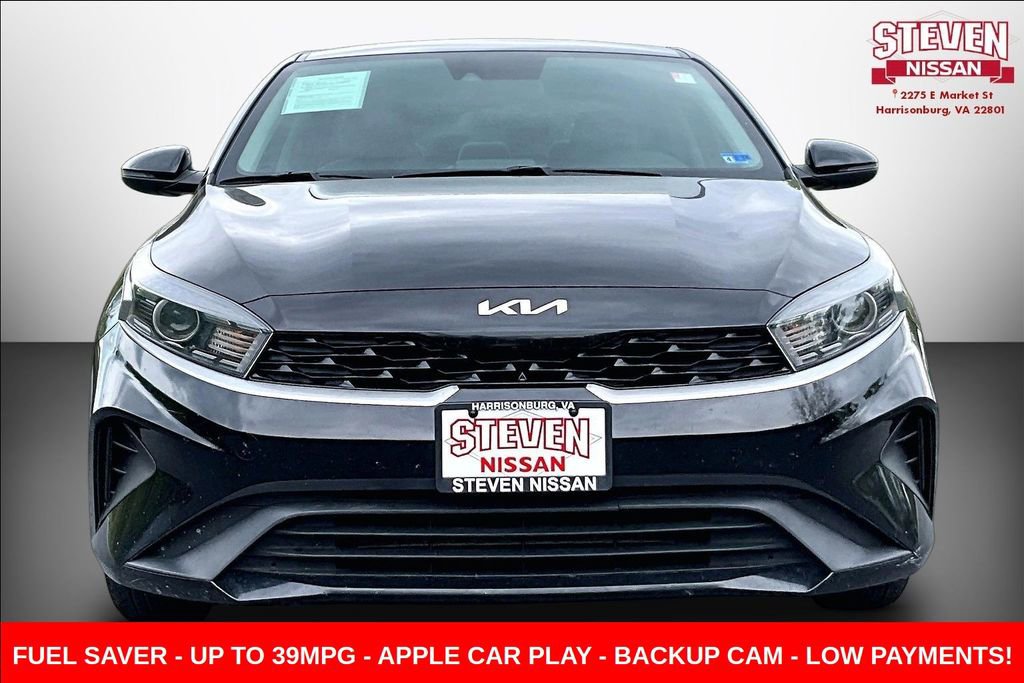 Used 2022 Kia Forte LXS w/ LXS Technology Package FWD image 2