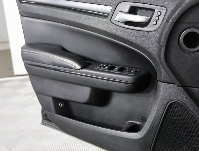 Used 2012 Chrysler 300 S w/ Luxury Group image 11