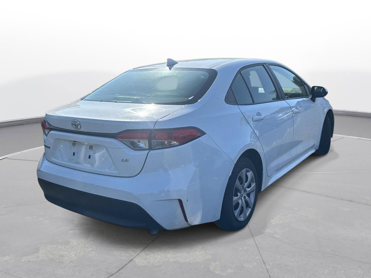 Used 2024 Toyota Corolla LE FWD image 6