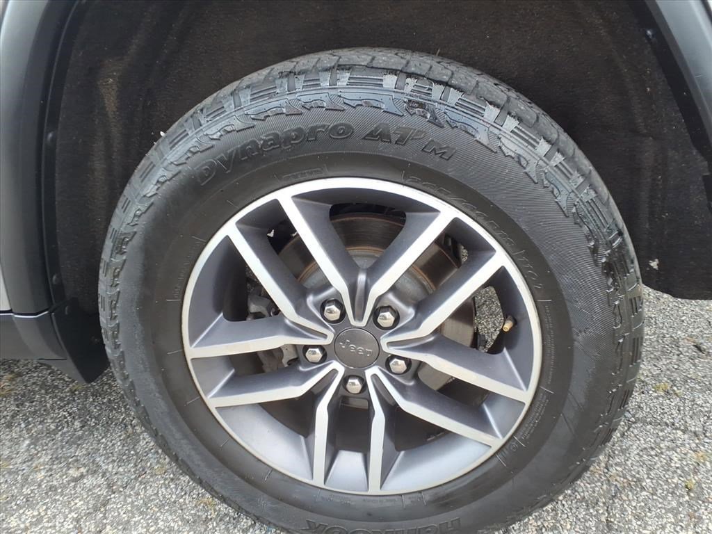 Used 2020 Jeep Grand Cherokee Limited image 7