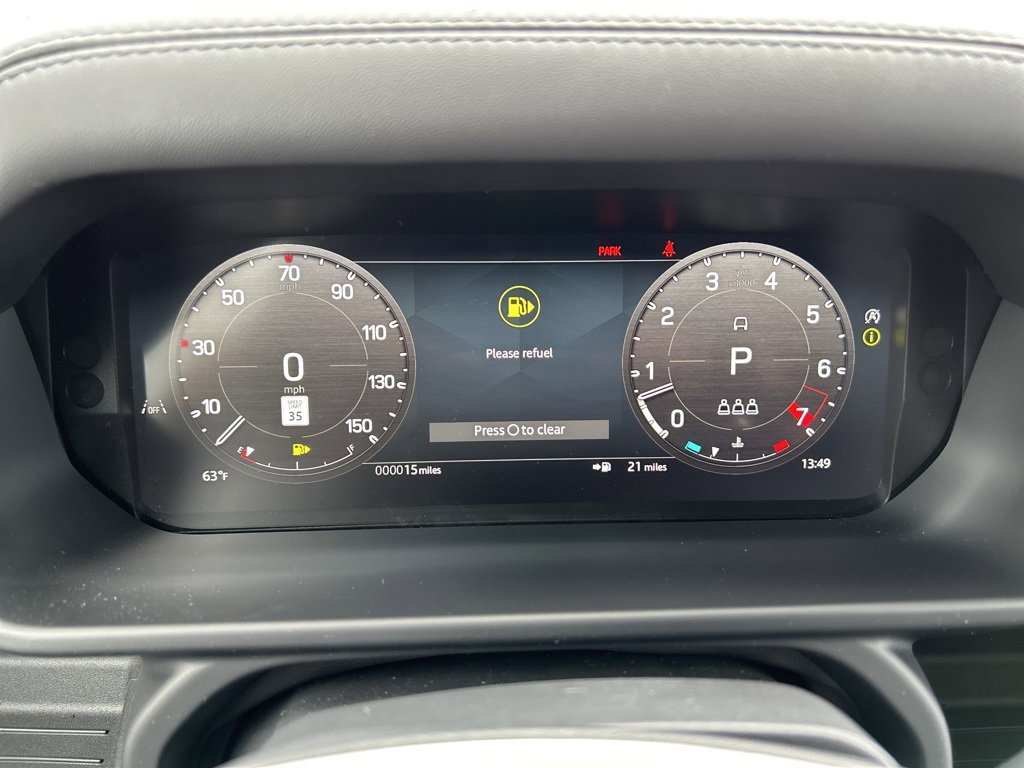 New 2025 Land Rover Defender 110 S image 27