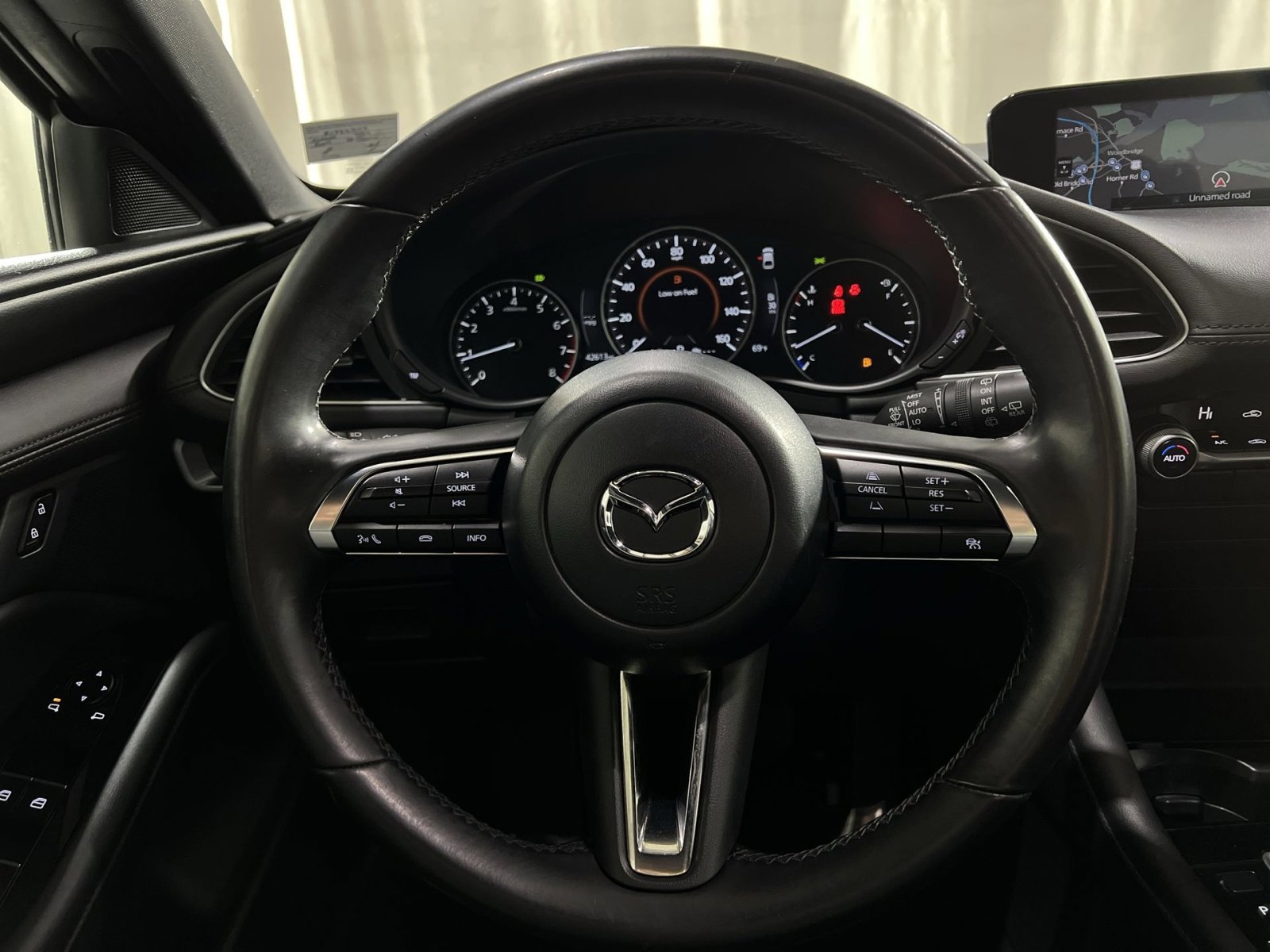 Used 2024 MAZDA MAZDA3 s FWD image 40