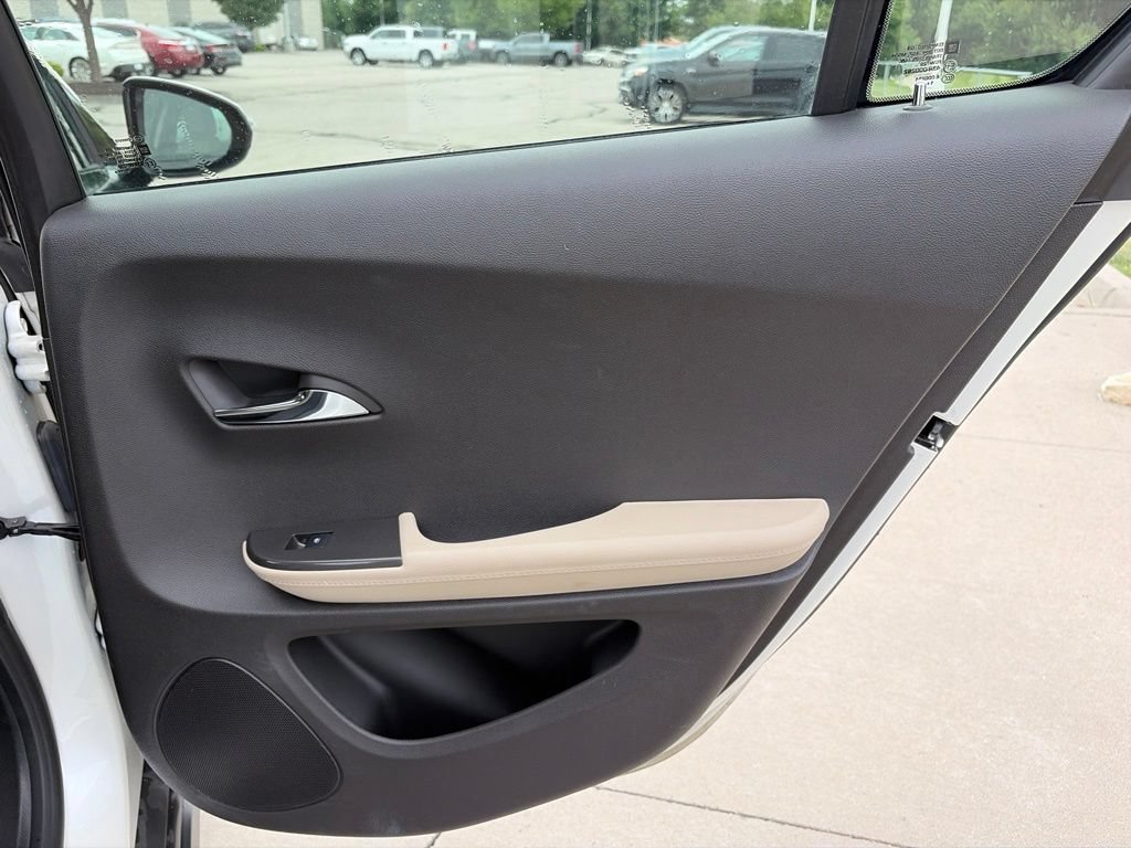 Used 2012 Chevrolet Volt Premium w/ Premium Trim Package FWD image 29