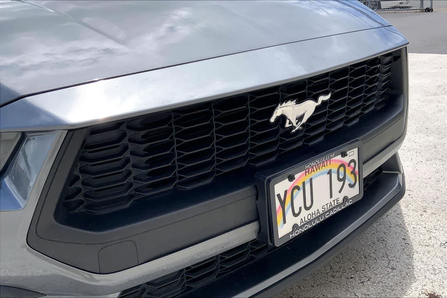 Used 2025 Ford Mustang Convertible RWD image 32