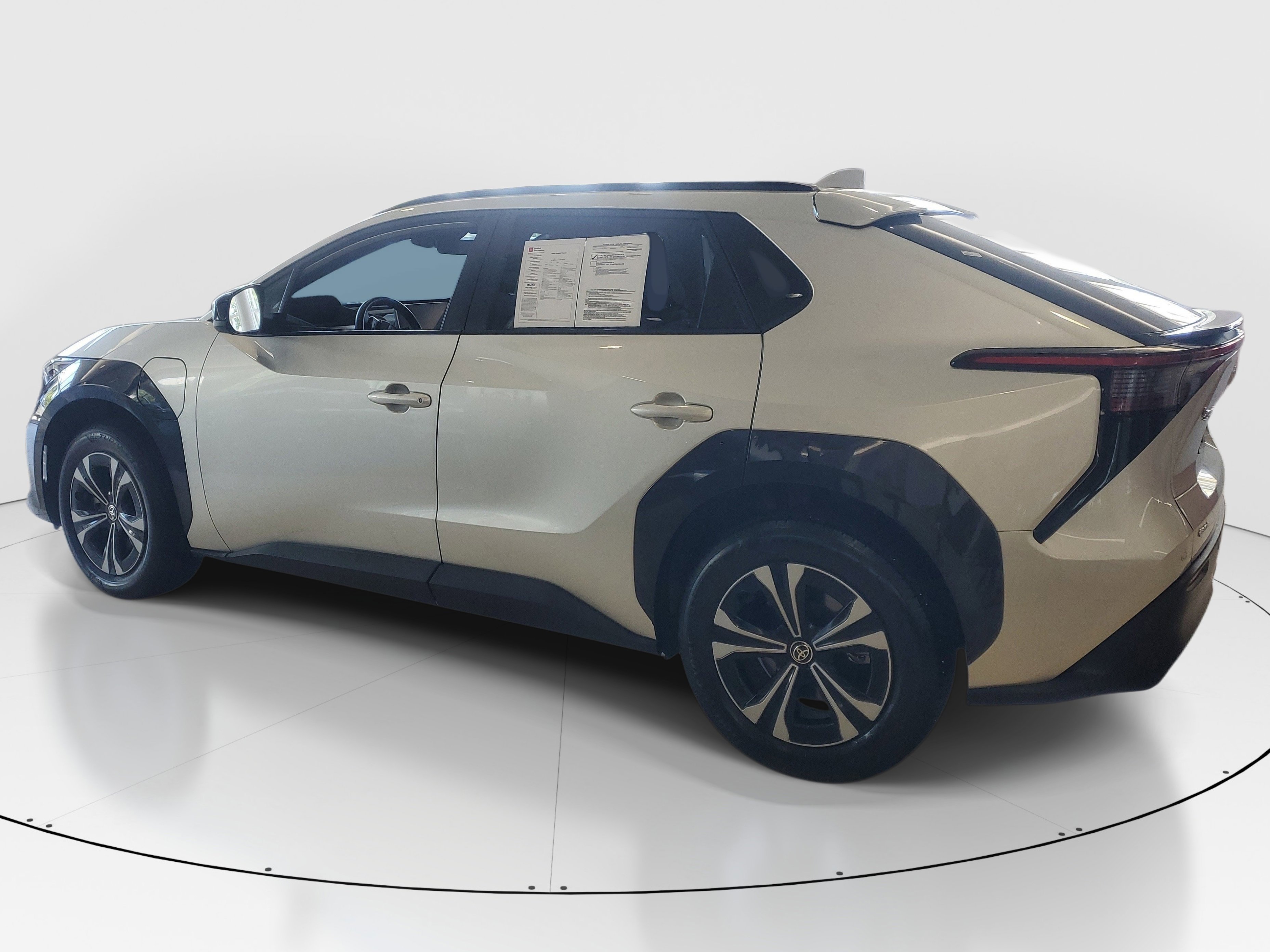 Certified 2024 Toyota bZ4X XLE AWD/4WD image 6