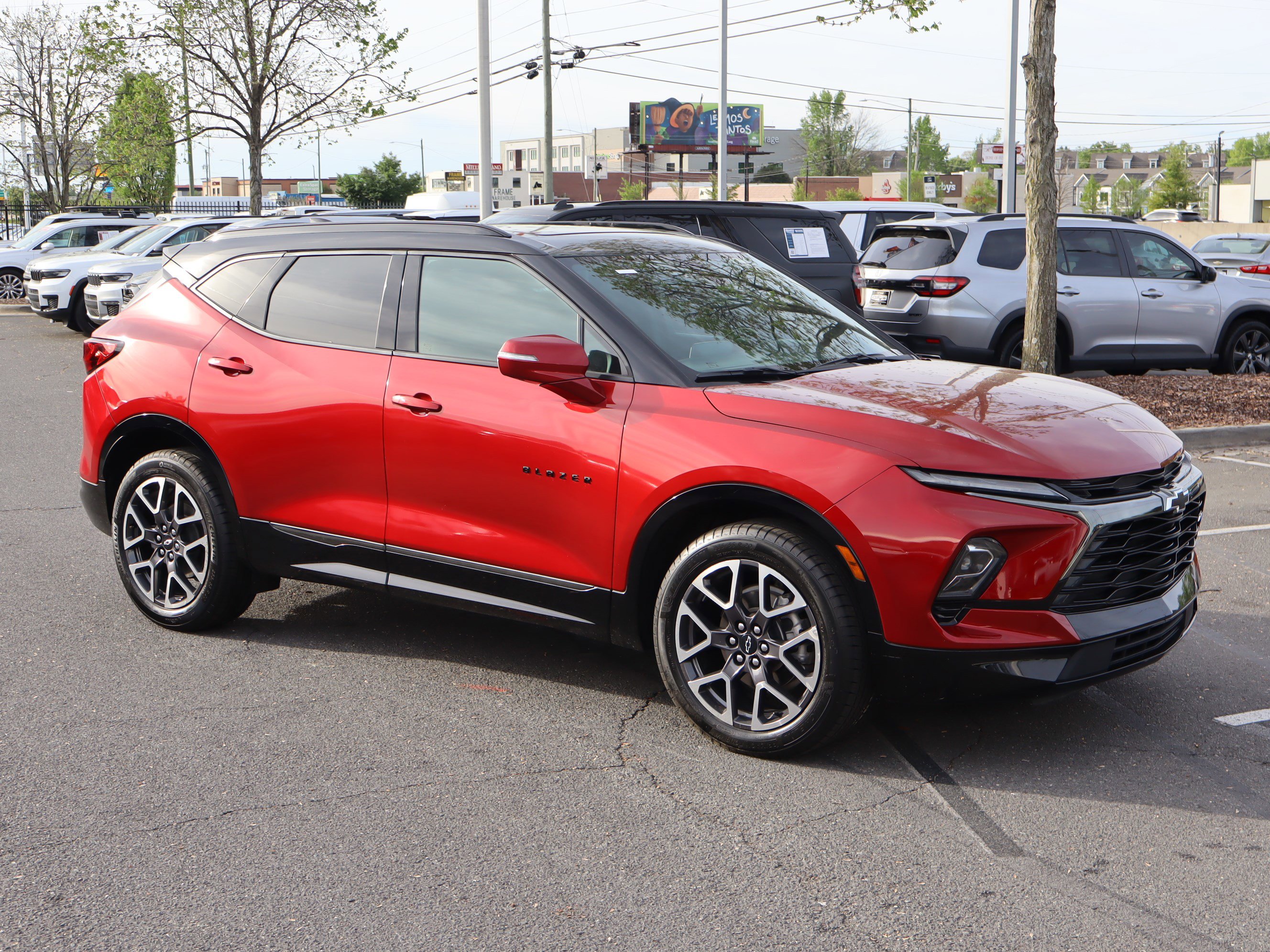 Used 2023 Chevrolet Blazer RS w/ Driver Confidence II Package image 2