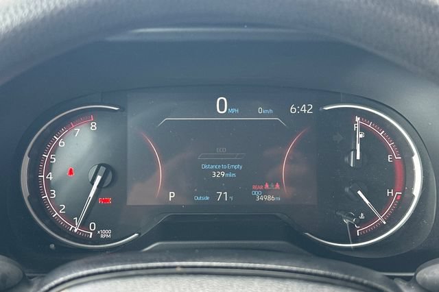 Certified 2025 Toyota RAV4 XLE FWD image 29