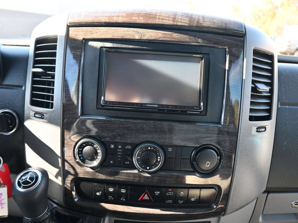 Used 2014 Mercedes-Benz Sprinter 3500 image 10