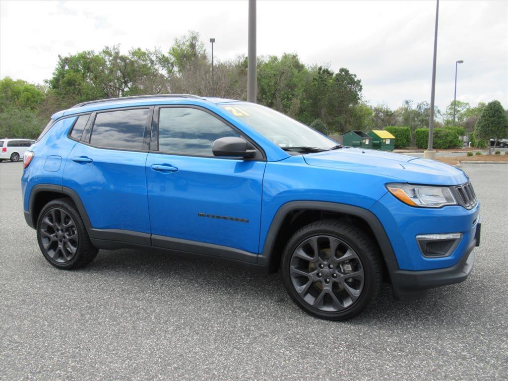 Used 2021 Jeep Compass Latitude image 2