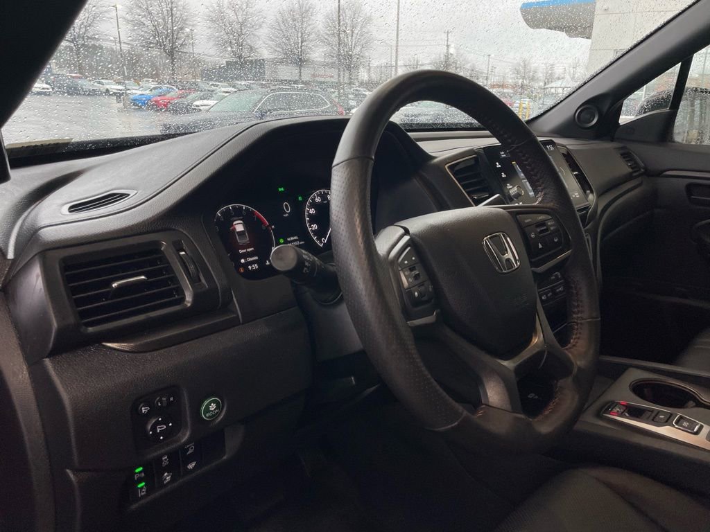 Certified 2025 Honda Ridgeline TrailSport+ image 28