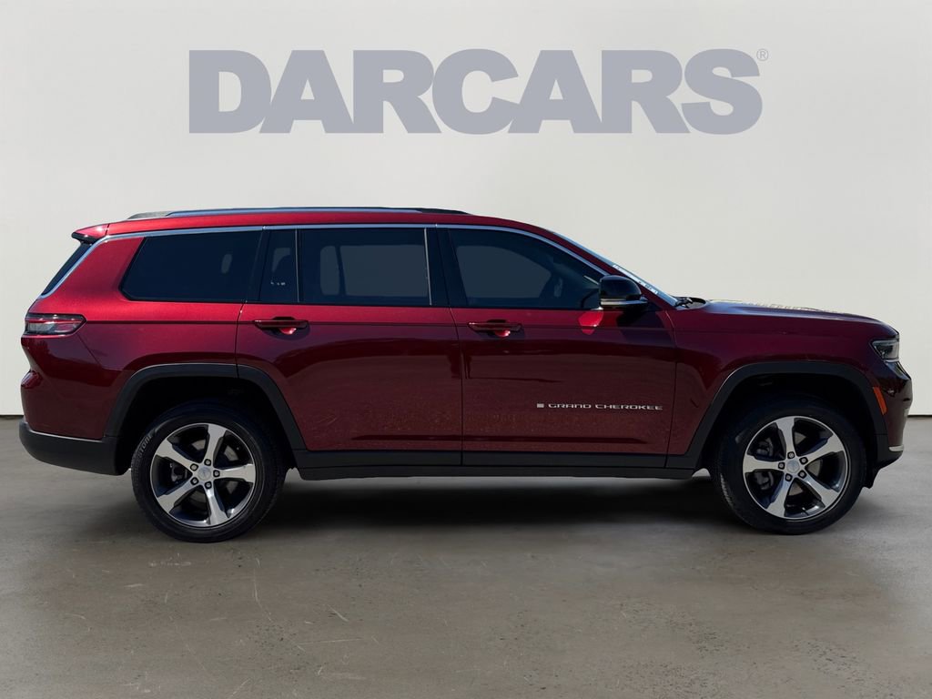 Used 2023 Jeep Grand Cherokee L Limited w/ Luxury Tech Group II image 8
