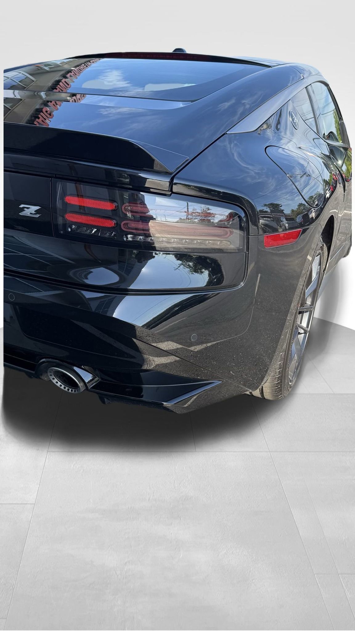 Used 2024 Nissan Z Performance w/ Floor Mat Package image 11