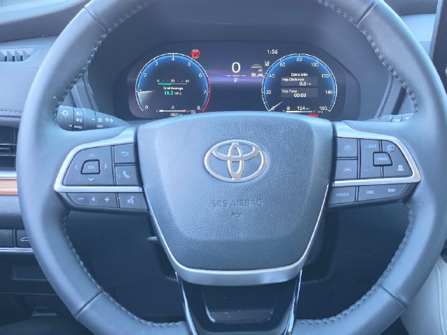 Used 2026 Toyota Grand Highlander AWD image 28