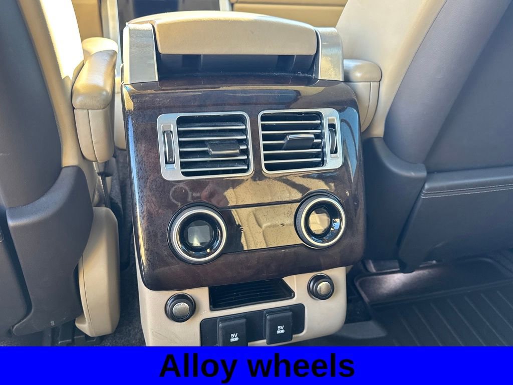 Used 2020 Land Rover Range Rover HSE image 20