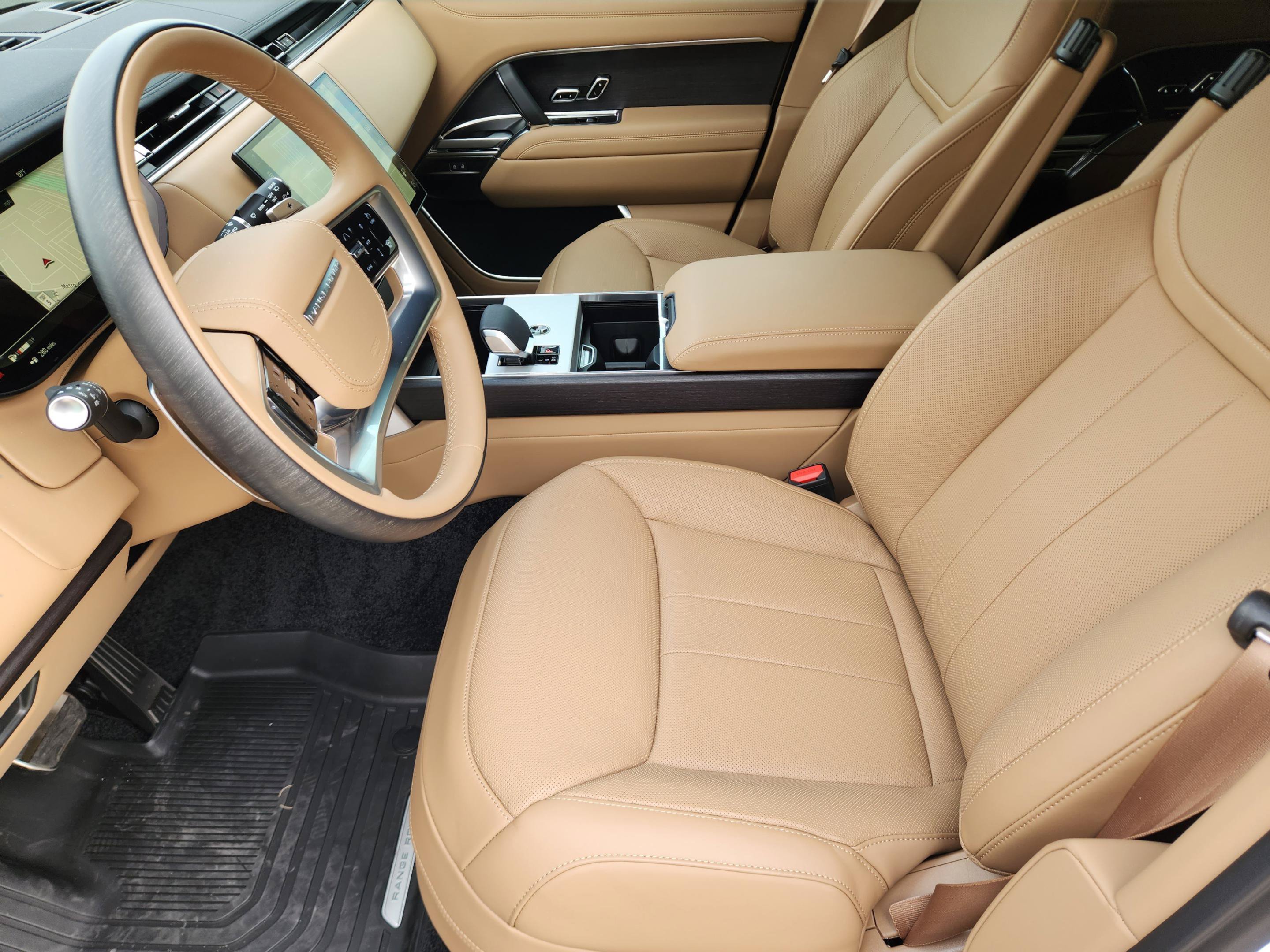 New 2026 Land Rover Range Rover Long Wheelbase SE AWD/4WD image 35