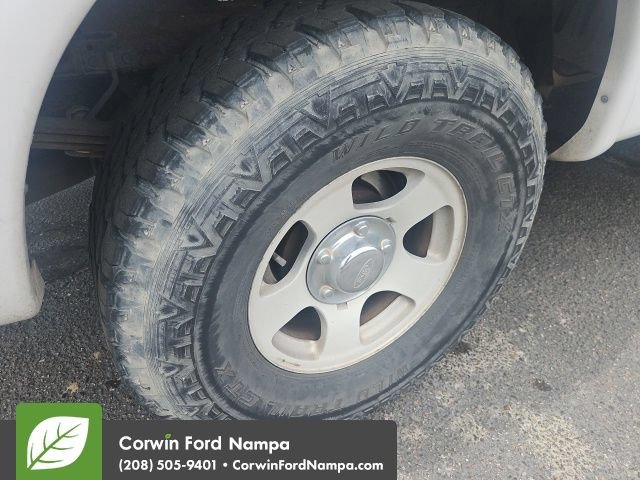 Used 2003 Ford F150 XLT AWD/4WD image 4