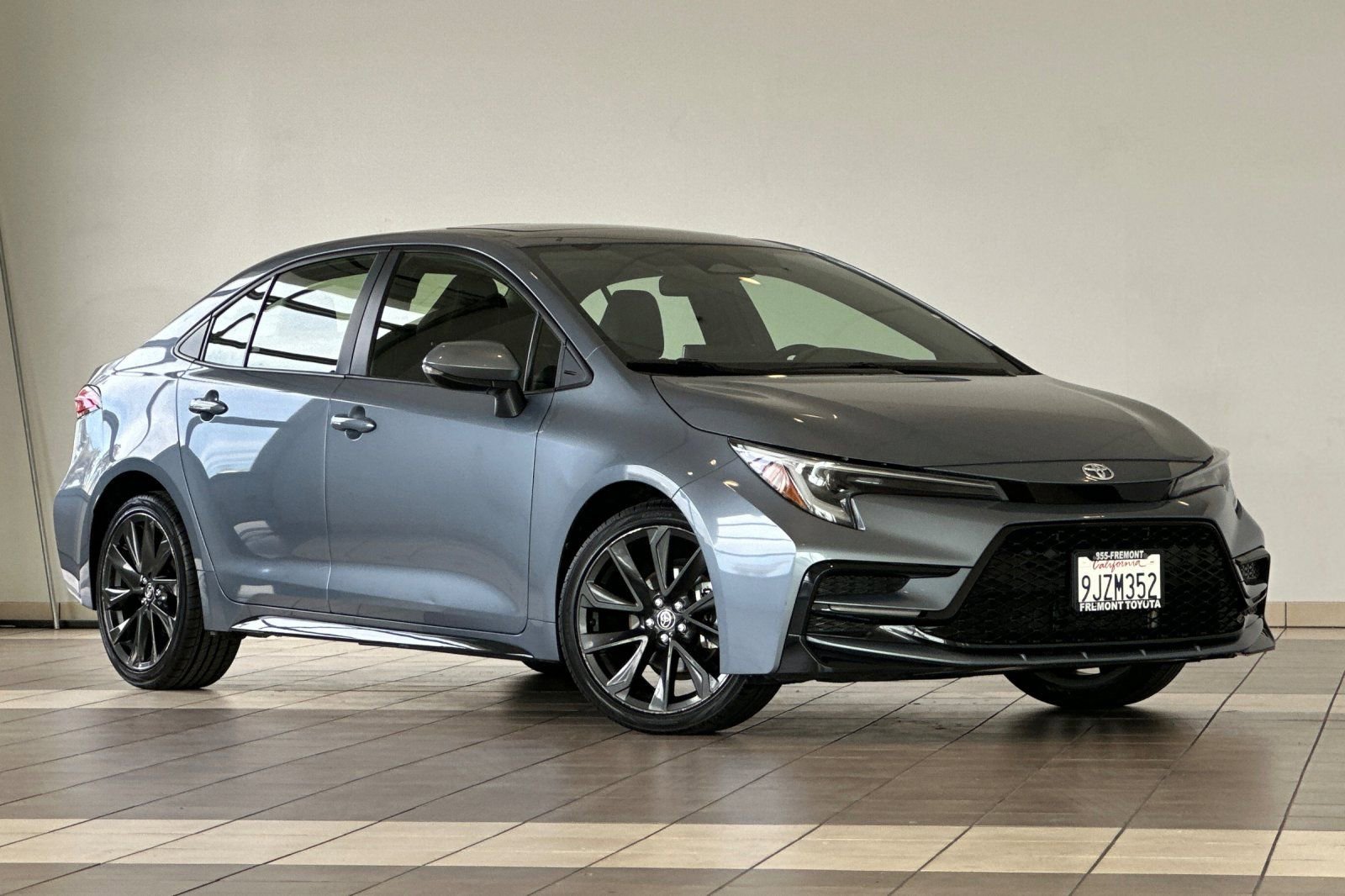 Certified 2024 Toyota Corolla XSE FWD image 2