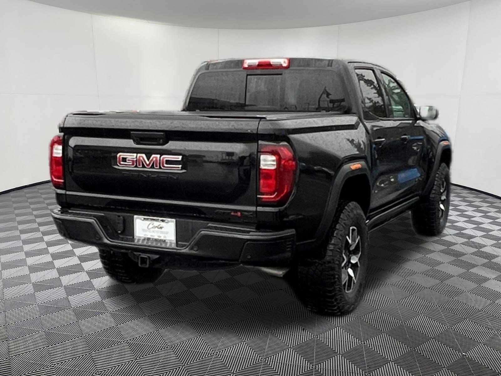 Used 2024 GMC Canyon AT4X image 6