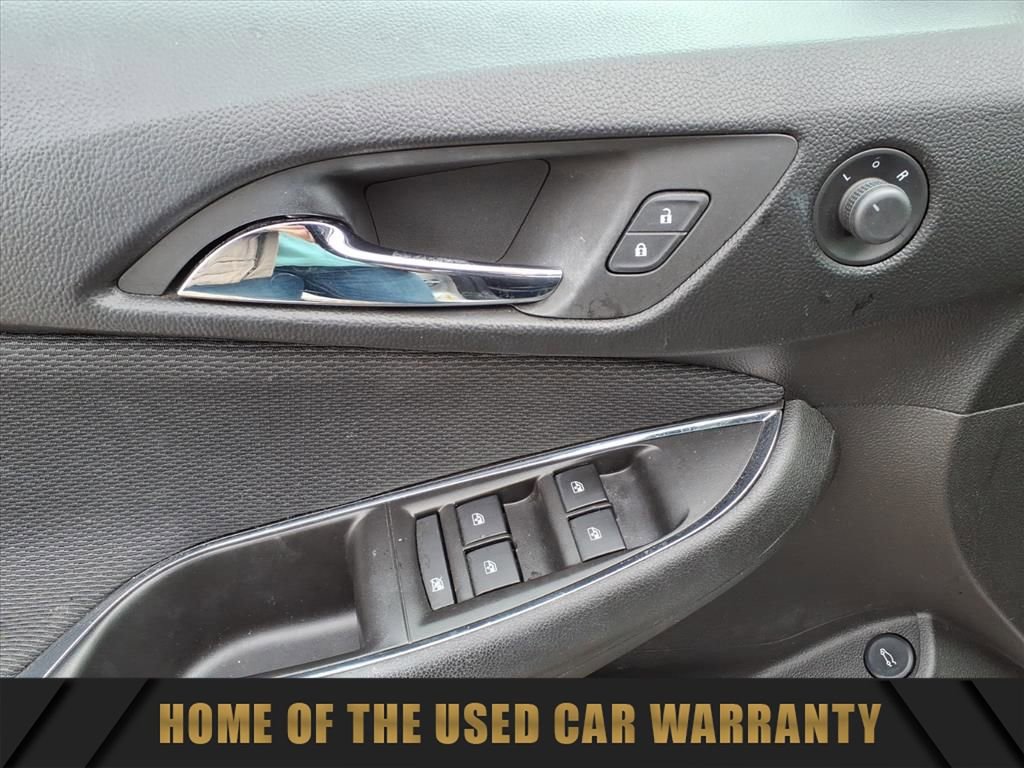 Used 2017 Chevrolet Cruze LT image 13