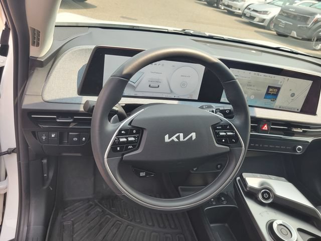 Used 2024 Kia EV6 Light RWD image 30