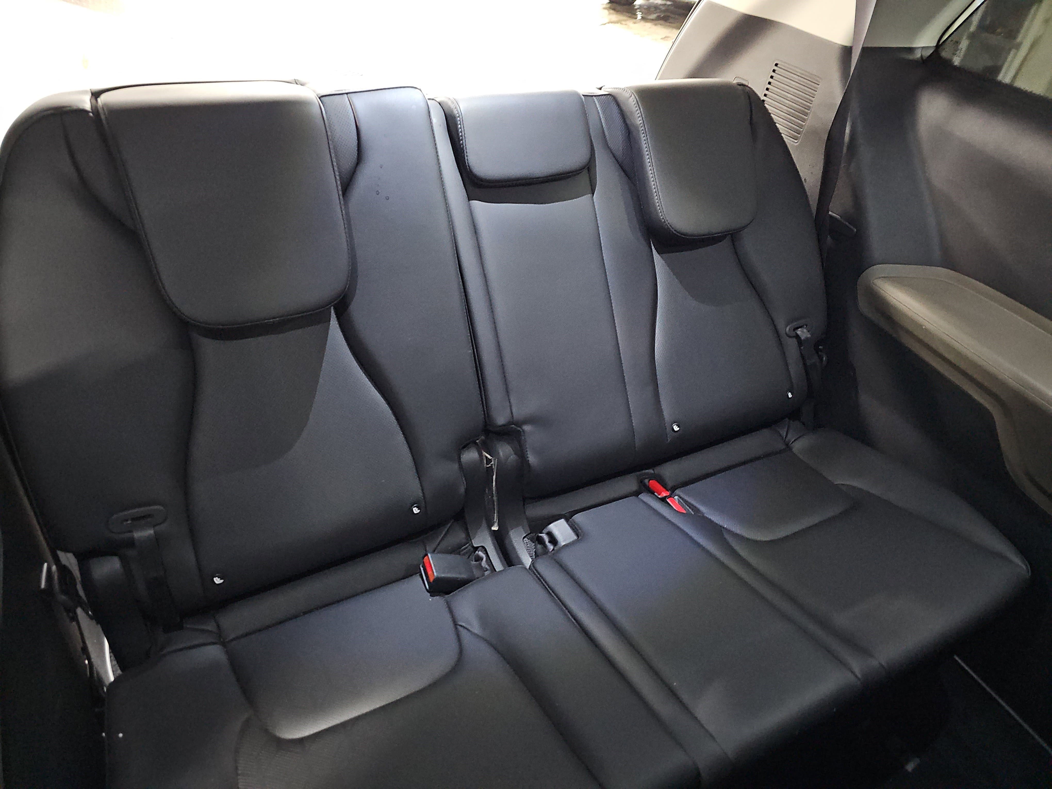 Used 2025 Kia Carnival SX image 13